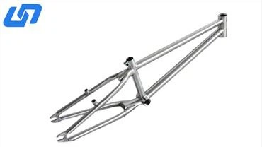 Titaanist Bmx rattaraam